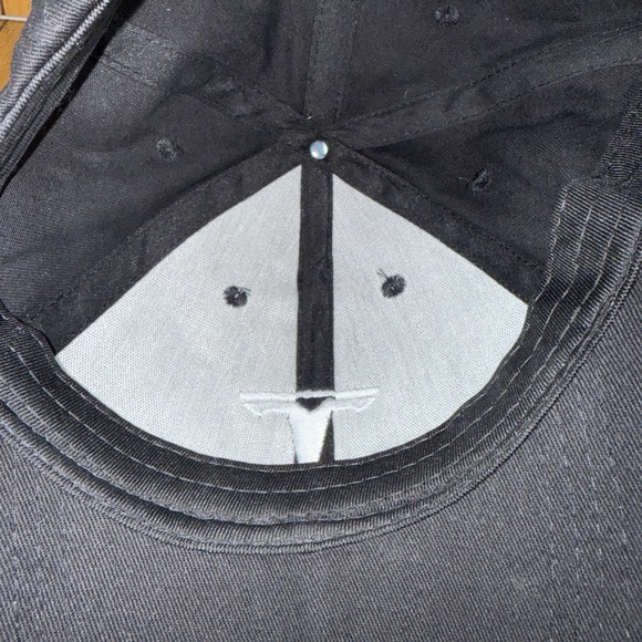 Black Tesla‎ Baseball Cap Embroidered T Logo Adjustable Strap - Picture 8 of 8